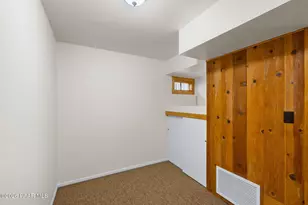 1085 N Madizell Dr, Prescott, AZ 86305 - Photo 40
