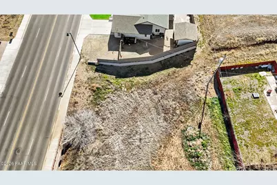 4516 N Robert Road, Prescott Valley, AZ 86314 - Photo 10