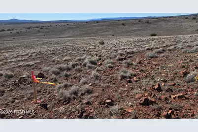 102C W Falcon Flight, Ash Fork, AZ 86320 - Photo 2