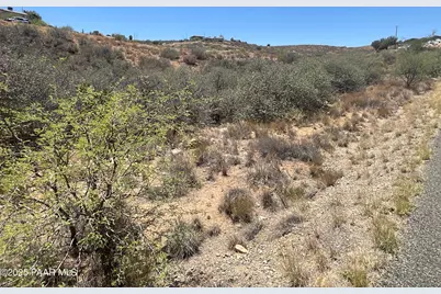 20135 E Brahma Drive, Cordes Lakes, AZ 86333 - Photo 8