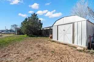 24160 N Kyoto Ave, Paulden, AZ 86334 - Photo 18