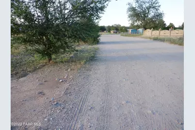 25060 N Cedar Drive, Paulden, AZ 86334 - Photo 4