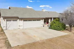 1680 E Verde Ranch Rd, Paulden, AZ 86334 - Photo 2