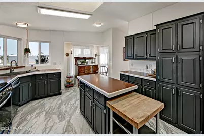 10450 N Poquito Valley Road, Prescott Valley, AZ 86315 - Photo 12
