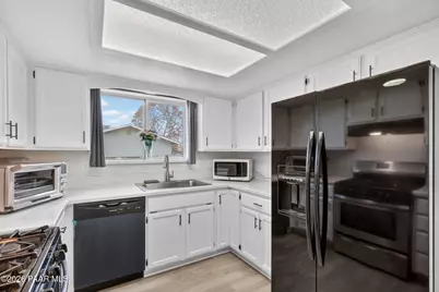 7384 E Grandview Drive, Prescott Valley, AZ 86314 - Photo 12