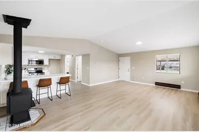 20102 E Antelope Road, Mayer, AZ 86333 - Photo 12