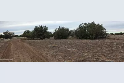 214D Juniper Woods, Ash Fork, AZ 86320 - Photo 4