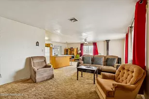 16578 W Unknown Mexican Ave, Peeples Valley, AZ 86332 - Photo 8