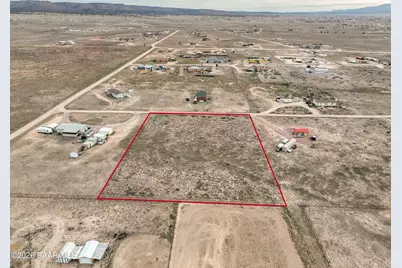 26930 N Dark Sky Drive, Paulden, AZ 86334 - Photo 4
