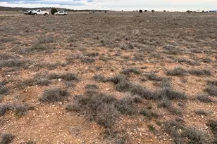 25867 N Robin Dr, Paulden, AZ 86334 - Photo 1