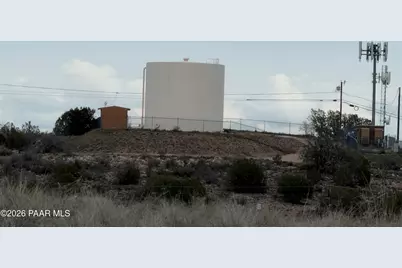 25688 N Lopez Drive, Paulden, AZ 86334 - Photo 10