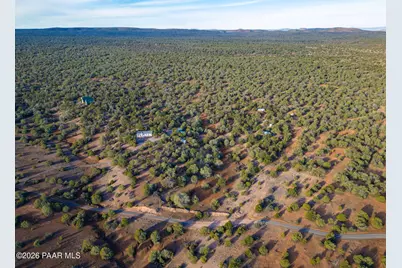 39500 N Kimlee Road, Ash Fork, AZ 86320 - Photo 1