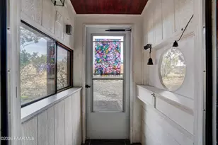 9040 S Magby Dr, Wilhoit, AZ 86332 - Photo 2