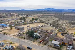 9040 S Magby Dr, Wilhoit, AZ 86332 - Photo 30