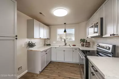 6290 E Round Table Drive, Prescott Valley, AZ 86314 - Photo 12