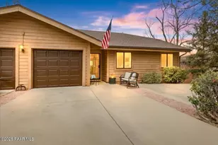 910 Old Stage Rd, Prescott, AZ 86303 - Photo 1