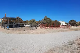 53845 N Cedar Dr, Seligman, AZ 86337 - Photo 34