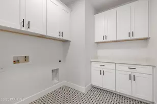 7540 E Louie Ln, Prescott Valley, AZ 86315 - Photo 18