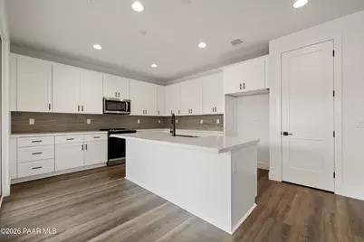 7540 E Louie Lane, Prescott Valley, AZ 86315 - Photo 6