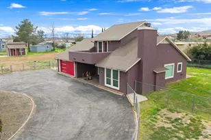 15318 S Cordes Lakes Dr, Cordes Lakes, AZ 86333 - Photo 2