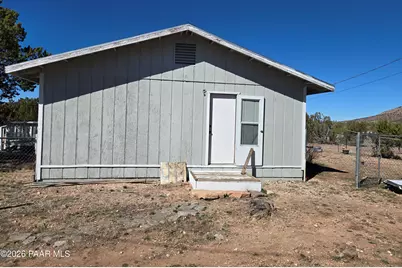 53910 N Granada Circle, Seligman, AZ 86337 - Photo 4