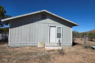 53910 N Granada Circle, Seligman, AZ 86337 - Photo 4