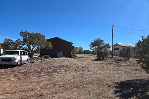 53910 N Granada Circle, Seligman, AZ 86337 - Photo 6