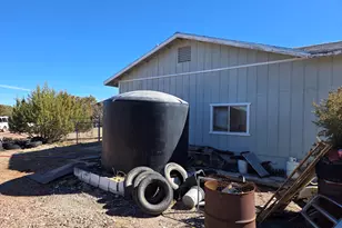 53910 N Granada Circle, Seligman, AZ 86337 - Photo 4