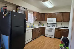 53910 N Granada Circle, Seligman, AZ 86337 - Photo 12