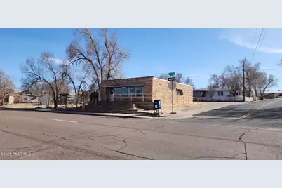 435 Park Avenue, Ash Fork, AZ 86320 - Photo 1