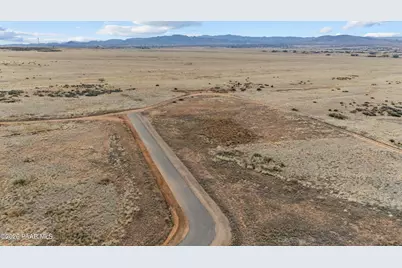 9084 N Harvest Sun Lane, Prescott Valley, AZ 86315 - Photo 4