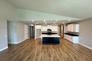 5556 E Killen Loop, Prescott Valley, AZ 86314 - Photo 4