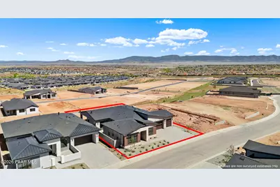 5684 E Blackburn Court, Prescott Valley, AZ 86314 - Photo 4