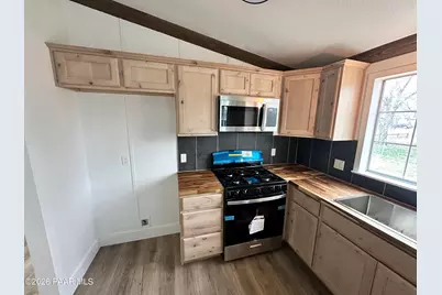 1335 E Hall Lane, Chino Valley, AZ 86323 - Photo 10