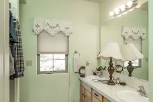 35575 W Pale Moon Rd, Seligman, AZ 86337 - Photo 18