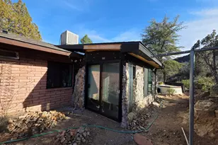 10515 W Cherry Creek Rd, Dewey-Humboldt, AZ 86327 - Photo 2