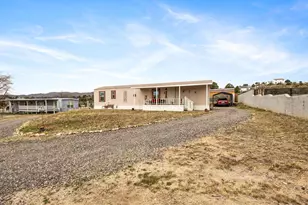 18420 S Frontier Rd, Peeples Valley, AZ 86332 - Photo 22