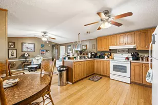 18420 S Frontier Rd, Peeples Valley, AZ 86332 - Photo 12