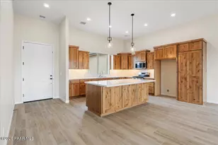 6795 E Cactus Bloom Ln, Prescott Valley, AZ 86315 - Photo 8