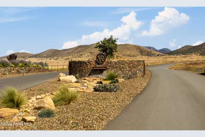 10129 E Blossom Lane, Prescott Valley, AZ 86315 - Photo 16