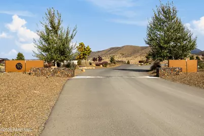 10129 E Blossom Lane, Prescott Valley, AZ 86315 - Photo 18