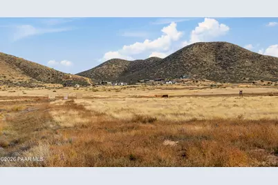 10129 E Blossom Lane, Prescott Valley, AZ 86315 - Photo 12