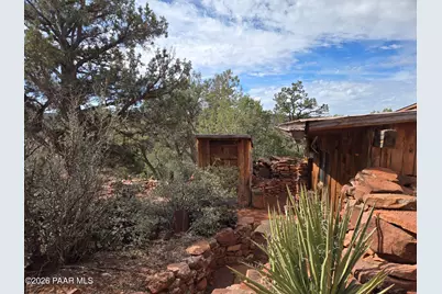 38125 N Snake Road, Ash Fork, AZ 86320 - Photo 16