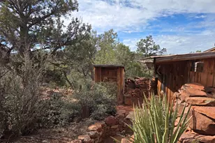 38125 N Snake Rd, Ash Fork, AZ 86320 - Photo 16