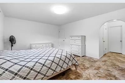 3718 N Navajo Drive, Prescott Valley, AZ 86314 - Photo 12