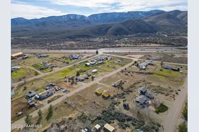 11100 E Meadow Drive, Mayer, AZ 86333 - Photo 10