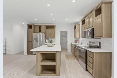 127 W Laxton Castle Way, Paulden, AZ 86334 - Photo 6