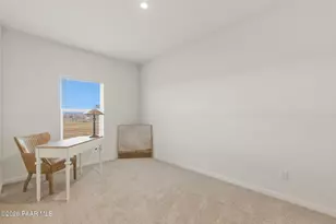 127 W Laxton Castle Way, Paulden, AZ 86334 - Photo 8