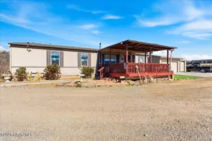 485 N Old Coach Trail, Dewey-Humboldt, AZ 86327 - Photo 2