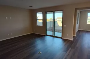 8847 N Rolling Hls Dr, Prescott Valley, AZ 86315 - Photo 2